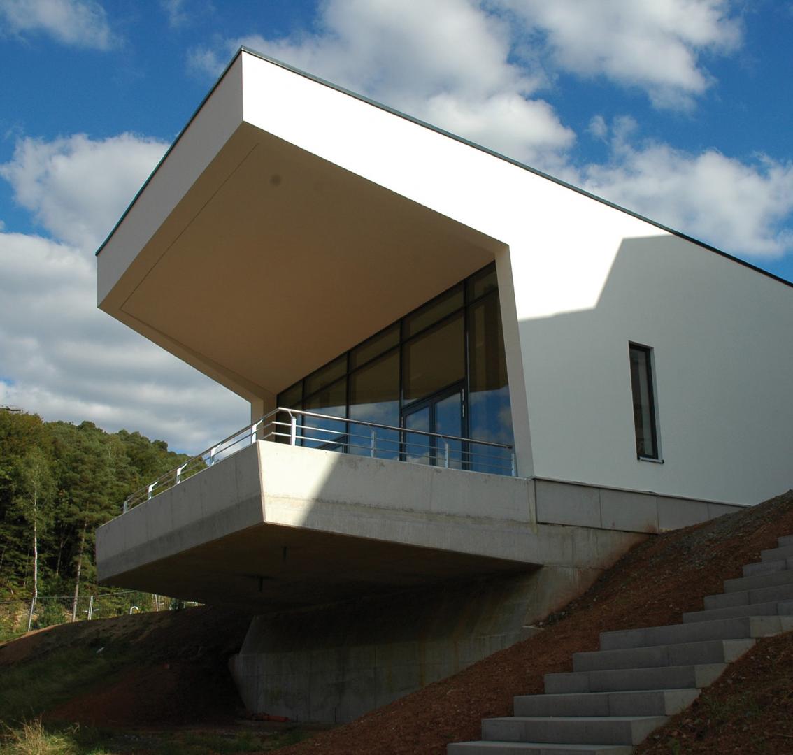 3 Bâtiment pour une piscine extérieure à Otterberg, Allemagne 3 Bâtiment pour une piscine extérieure à Otterberg, Allemagne