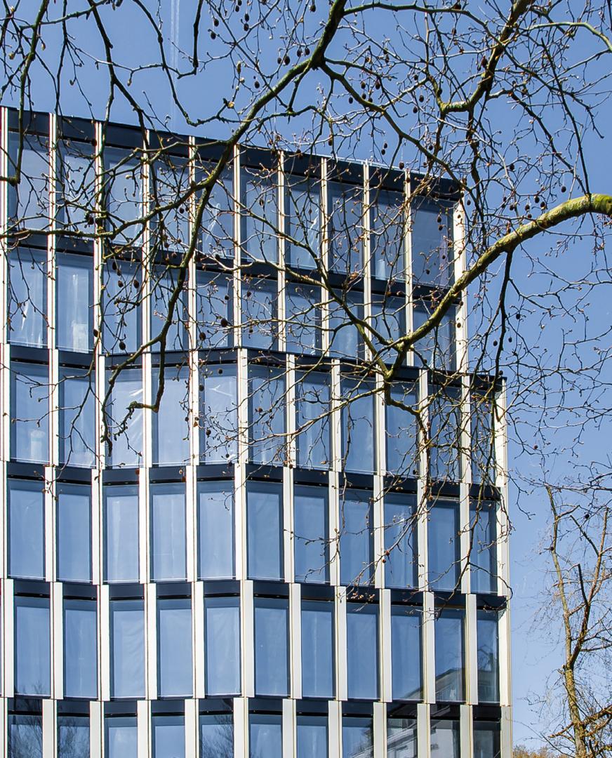 3 2017 Immeuble de bureaux ‘Royal Grace’, Luxembourg Lauréat concours, réalisé Maître d’ouvrage : Luxland S.A. 3 2017 Immeuble de bureaux ‘Royal Grace’, Luxembourg Lauréat concours, réalisé Maître d’ouvrage : Luxland S.A.