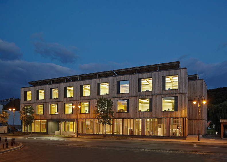 4 Bâtiment administratif à Diekirch architecte : Association momentanée entre Morph4 Sarl et atelier b Christian Barsotti Architecte ingénieur-conseil du génie technique : Enerventis Lux Sa 4 Bâtiment administratif à Diekirch architecte : Association momentanée entre Morph4 Sarl et atelier b Christian Barsotti Architecte ingénieur-conseil du génie technique : Enerventis Lux Sa