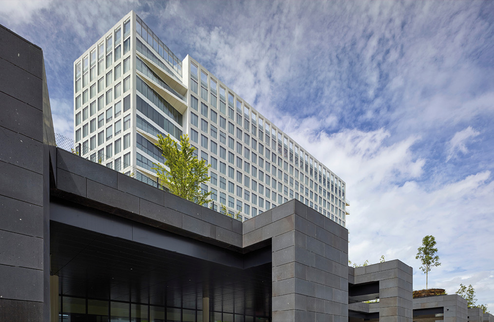4 Siège BGL BNP Paribas à Kirchberg Mission d’études complète de génie civil Architecte : M3 Architectes Maître de l’ouvrage : BGL BNP Paribas 4 Siège BGL BNP Paribas à Kirchberg Mission d’études complète de génie civil Architecte : M3 Architectes Maître de l’ouvrage : BGL BNP Paribas