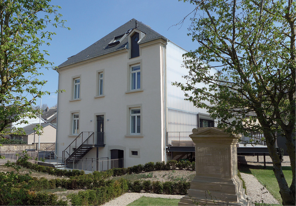 7 Site des thermes romains à Dalheim, Centre Régional de recherche archéologique Maître d’ouvrage : Ministère de la Culture – Service des sites et monuments nationaux Architecte : Steinmetzdemeyer architectes urbanistes 7 Site des thermes romains à Dalheim, Centre Régional de recherche archéologique Maître d’ouvrage : Ministère de la Culture – Service des sites et monuments nationaux Architecte : Steinmetzdemeyer architectes urbanistes